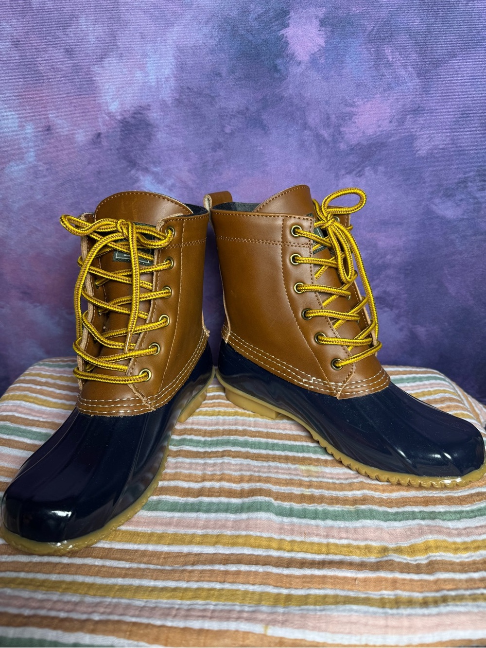 GH Bass & Co Harlequin Duck Boots, Womens Size 7M, Brown Leather And Blue